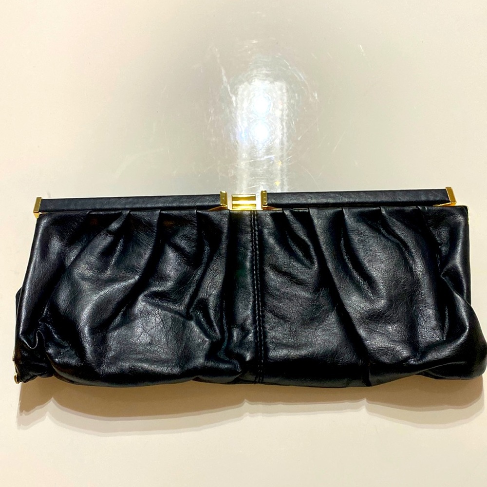 GUC Elegant Clutch